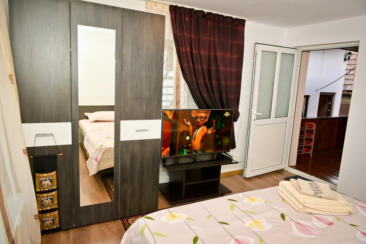 فندق Casa Dodo Călimăneşti المظهر الخارجي الصورة